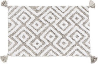 20x32 Tufted Cotton Bath Rug With Corner Tassels