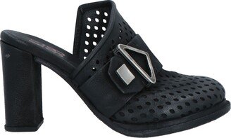 Mules & Clogs Black-CH