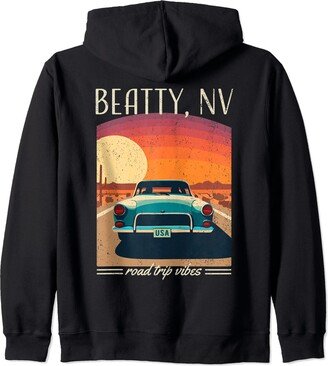 Awesome Beatty Nevada USA Designs and Souvenirs Beatty Nevada Retro Highway Nostalgic Vintage Car Design Zip Hoodie
