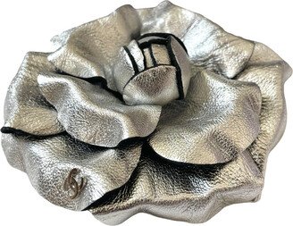 Camélia leather pin & brooche-AG