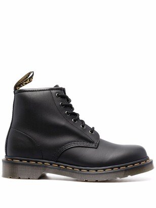 101 Lace-Up Boots