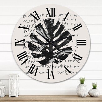 Designart 'Minimal Tropical Palm Leaf On Grunge Texture' Tropical wall clock