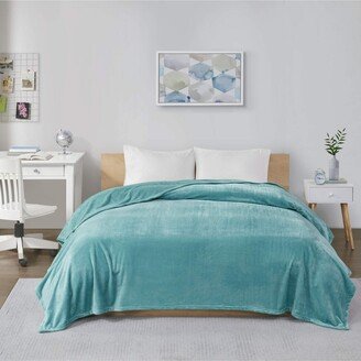 Gracie Mills Microlight Plush Oversized Blanket, Aqua - Twin Xl