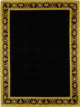 Black 'I Love Baroque' Beach Towel