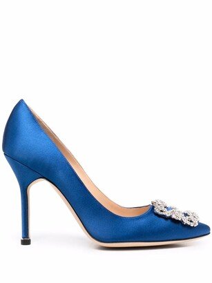 Hangisi satin pumps