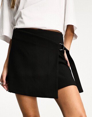 tailored wrap skort in black