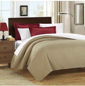 Queen Pisa Chevron Block Quilt Set - Red