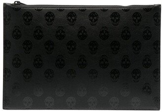 Skull-Print Zipped Clutch Bag