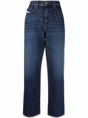 2016 D-Air boyfriend jeans
