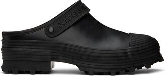 Black Traktori Clogs