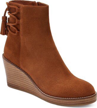 Women's Banbury Lace-Up Wedge Booties