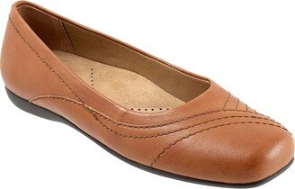 Sasha (Luggage) Women's Flat Shoes