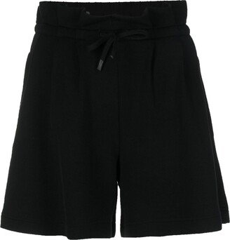 Claude 4.5 pleated shorts