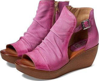 Starfire (Fuchsia) Women's Shoes