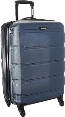 Omni PC 24 Spinner (Teal) Luggage