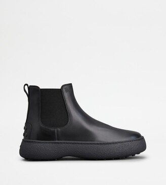 W. G. Chelsea Boots in Leather