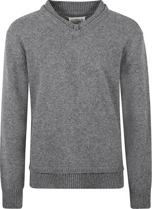 Four-Stitch V-Neck Jumper