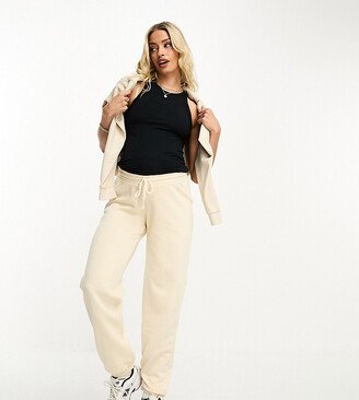 maternity ultimate sweatpants in ecru