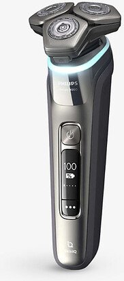 Series 9000 Electric Shaver