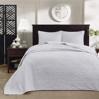 Gracie Mills Quebec Bedspread Set, White - Queen