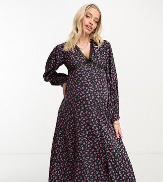 Violet Romance Maternity midi dress with lace trims in floral print