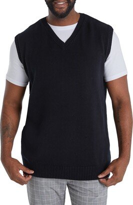 Essential V-Neck Sweater Vest