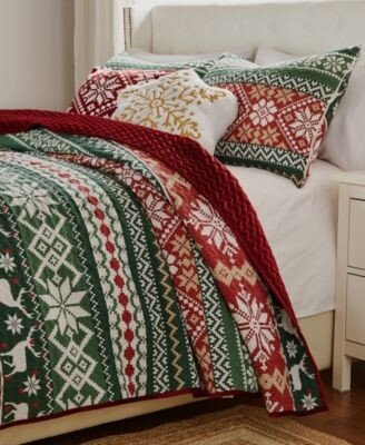 Fair Isle Velvet Embellished Quilt Sets