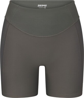 Skims Performance High-Waisted Bike Short | Gunmetal