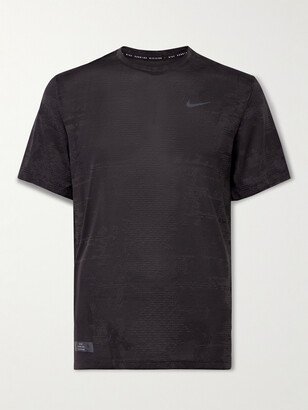 Nike Running Logo-Print Dri-FIT ADV Running T-Shirt