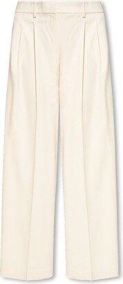 Low Rise Wide-Leg Pleated Pants