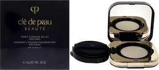 Cle de Peau Clé De Peau Beauté 0.5Oz Radiant Cushion Foundation Natural - O20 Light Medium Ocher