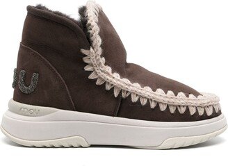 Eskimo shearling-lined boots