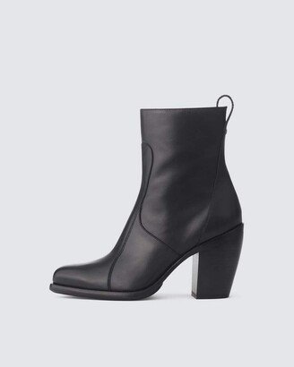 Mustang Mid Boot- Leather Heeled Ankle Boot