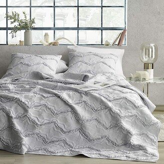 Byourbed Moksha Eternal Gray Textured Ruffles Quilt