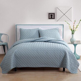 Nina Embossed Quilt Set