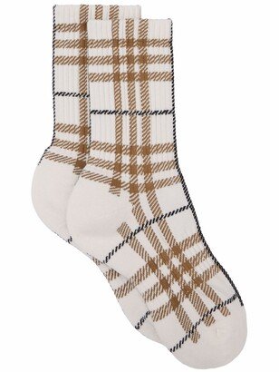 Check-Pattern Ankle Socks-AA