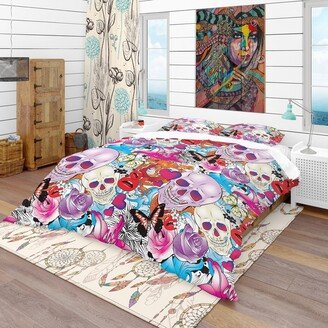 Designart 'Pattern with Hearts, Skulls & Flowers' Bohemian & Eclectic Bedding Set - Duvet Cover & Shams