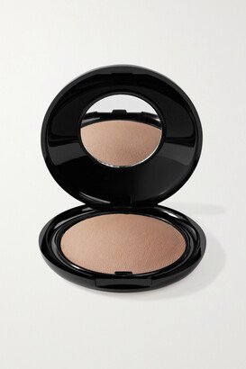 Skin Fetish: Sublime Perfection Blurring Under-eye Powder - Deep