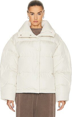 Puffer Jacket in White