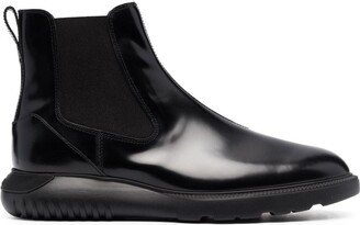 H600 leather Chelsea boots