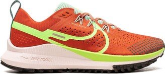 Pegasus Trail 4 Mantra Orange sneakers