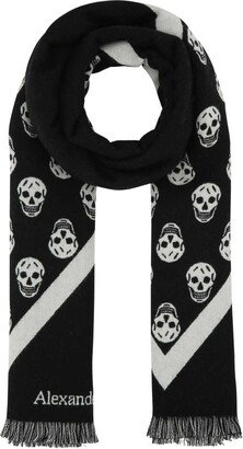 Skull-Printed Frayed Scarf