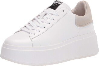 womens Moby Sneaker