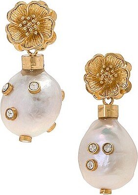 Drop Earrings in Ivory