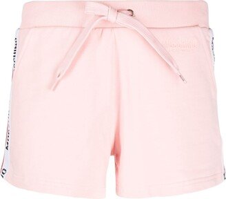 Logo-Print Shorts-AA