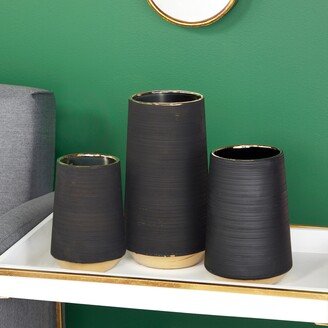 Studio 350 Wide Round Matte Black Porcelain Vase with Metallic Gold Rim & Ridged Texture 5 x 7