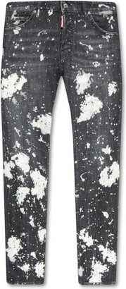 Sprayed Effect Straight-Leg Jeans