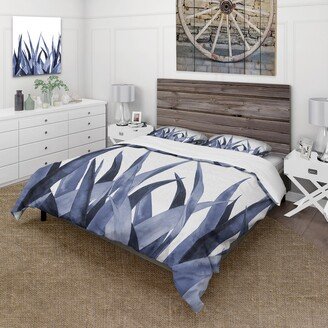 Designart 'Navy Blue Agave Leaves' Traditional Duvet Cover Set