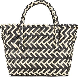 Criss Cross Tote