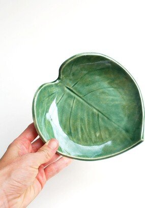 Green Leaf Bowl - Pottery, Ceramic Fruit Bowl, Tropical Leaf, Monstera, Key Holder, Jewelry Dish Gifts For Her Plant Lovers